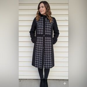 Isaak Mizrahi Live! Black & Grey Houndstooth Mixed Media Trench Coat Size 2